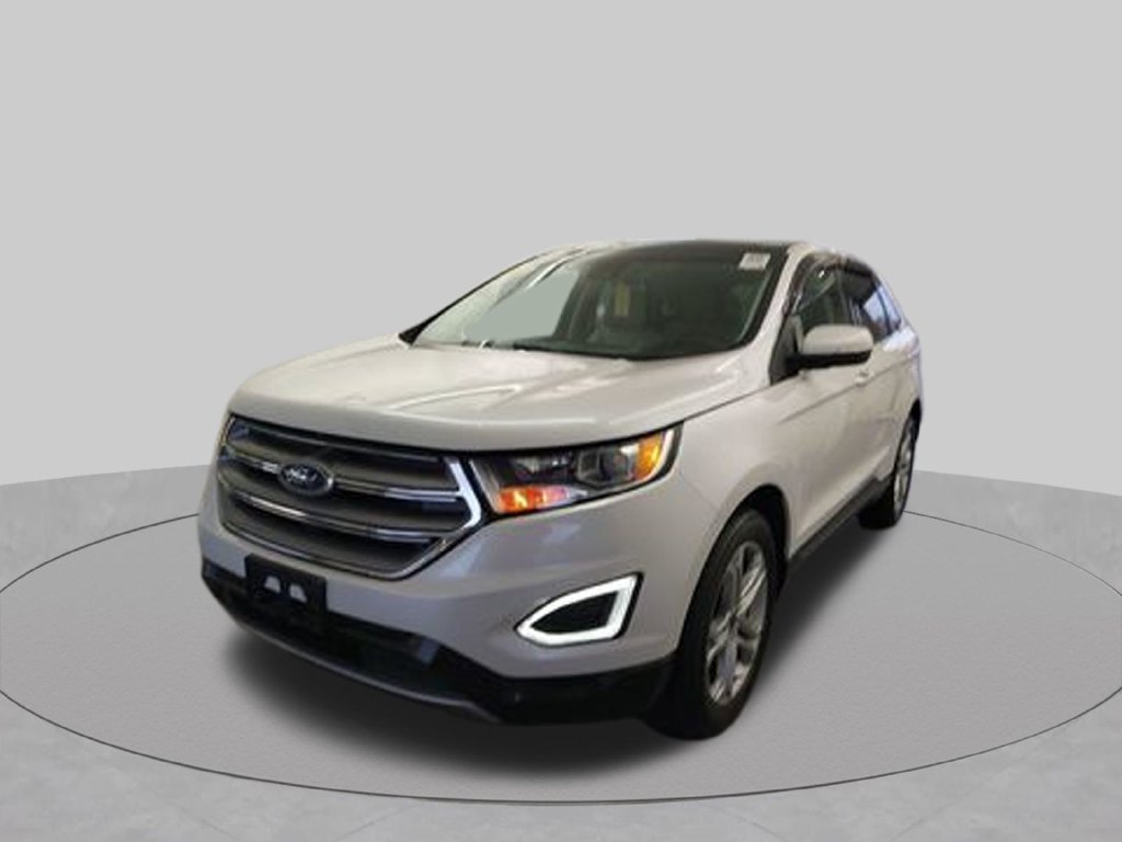 Used 2018 Ford Edge Titanium w/ Equipment Group 301A AWD/4WD image 38