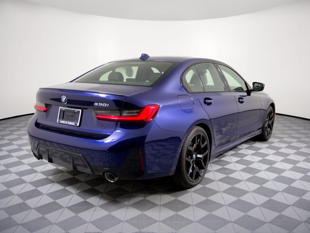 New 2026 BMW 330i xDrive Sedan w/ M Sport Package AWD/4WD image 9