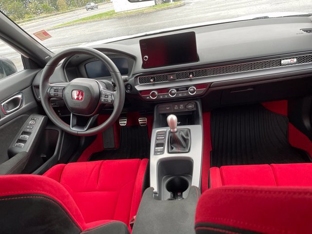 Used 2025 Honda Civic Type R image 9