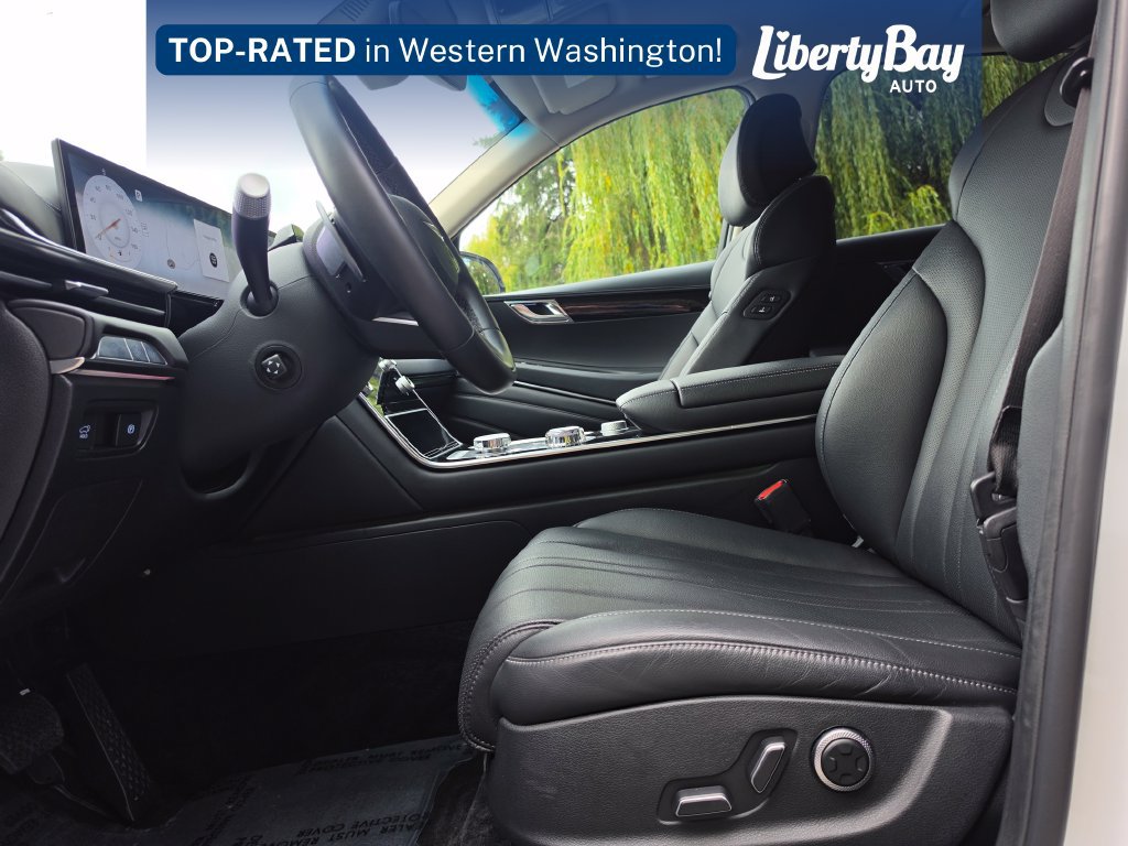 Used 2025 Genesis GV80 2.5T Standard AWD/4WD image 11