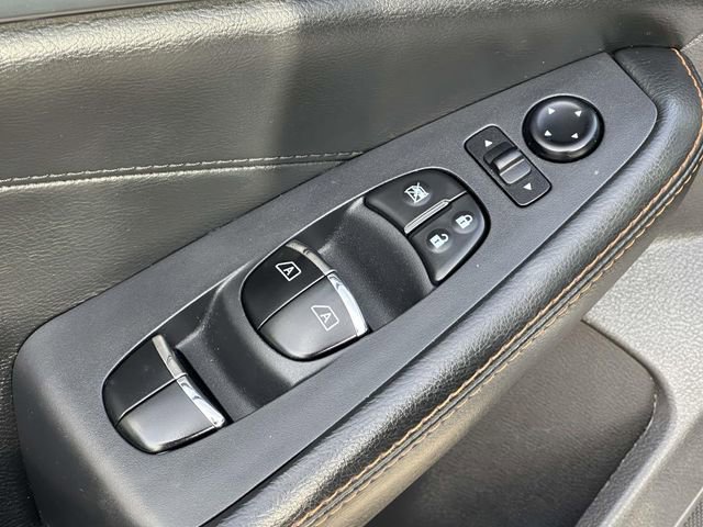 Used 2019 Nissan Maxima SR w/ Premium Package image 12