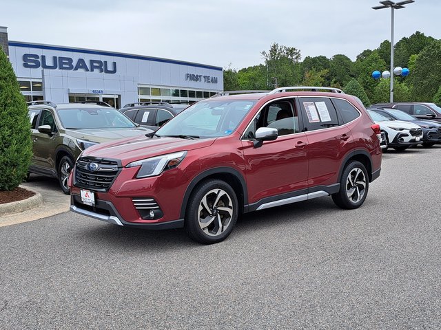 Used 2024 Subaru Forester Touring AWD/4WD image 2