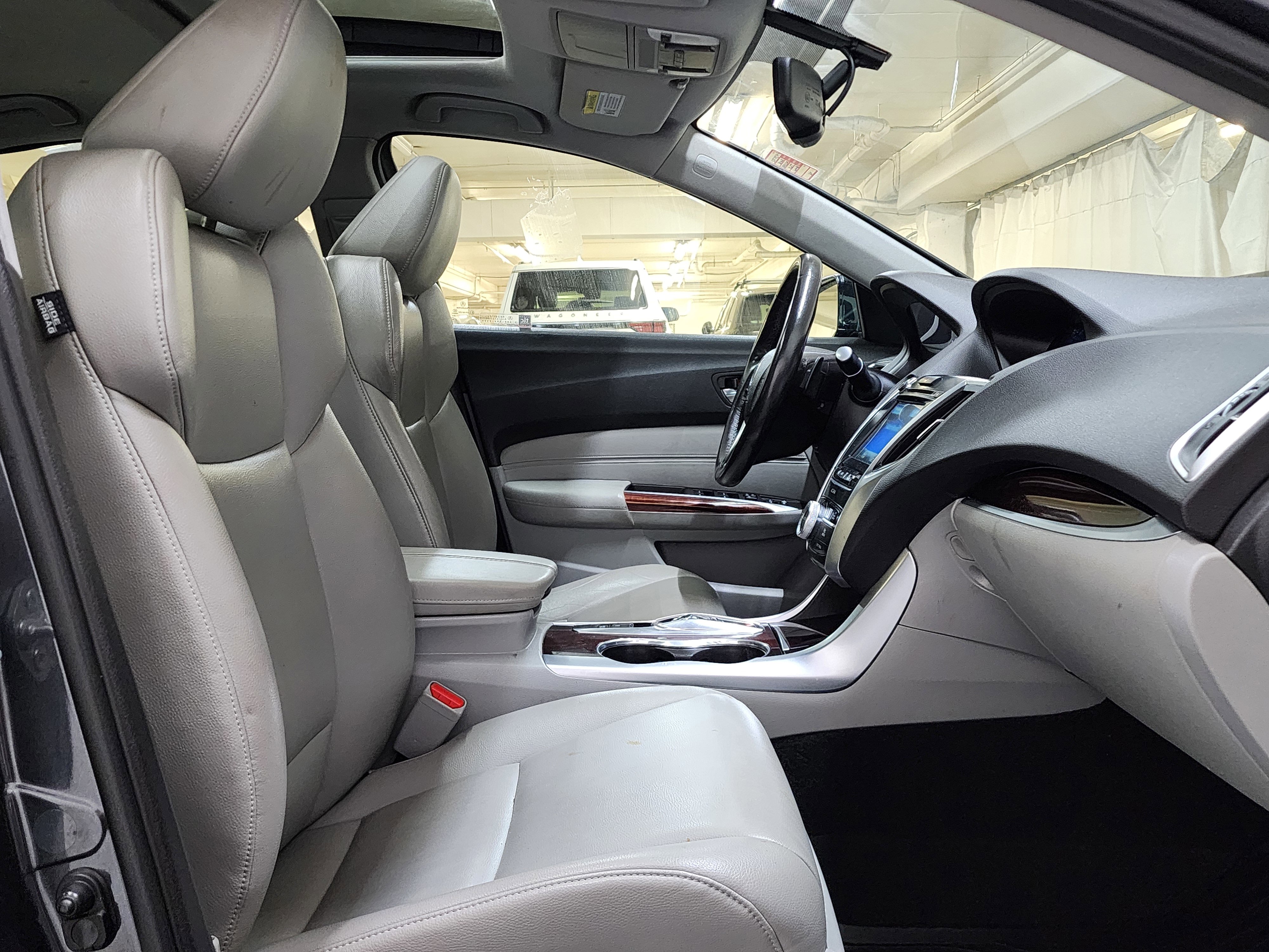 Used 2016 Acura TLX V6 FWD image 23