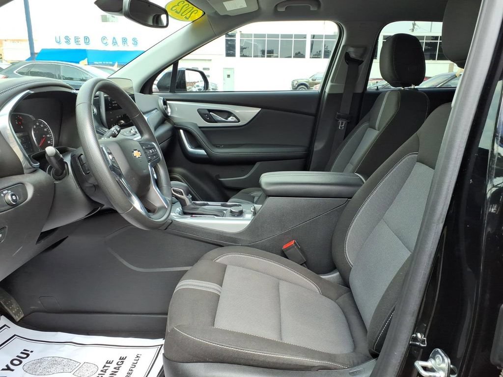 Used 2023 Chevrolet Blazer LT w/ Convenience Package FWD image 14