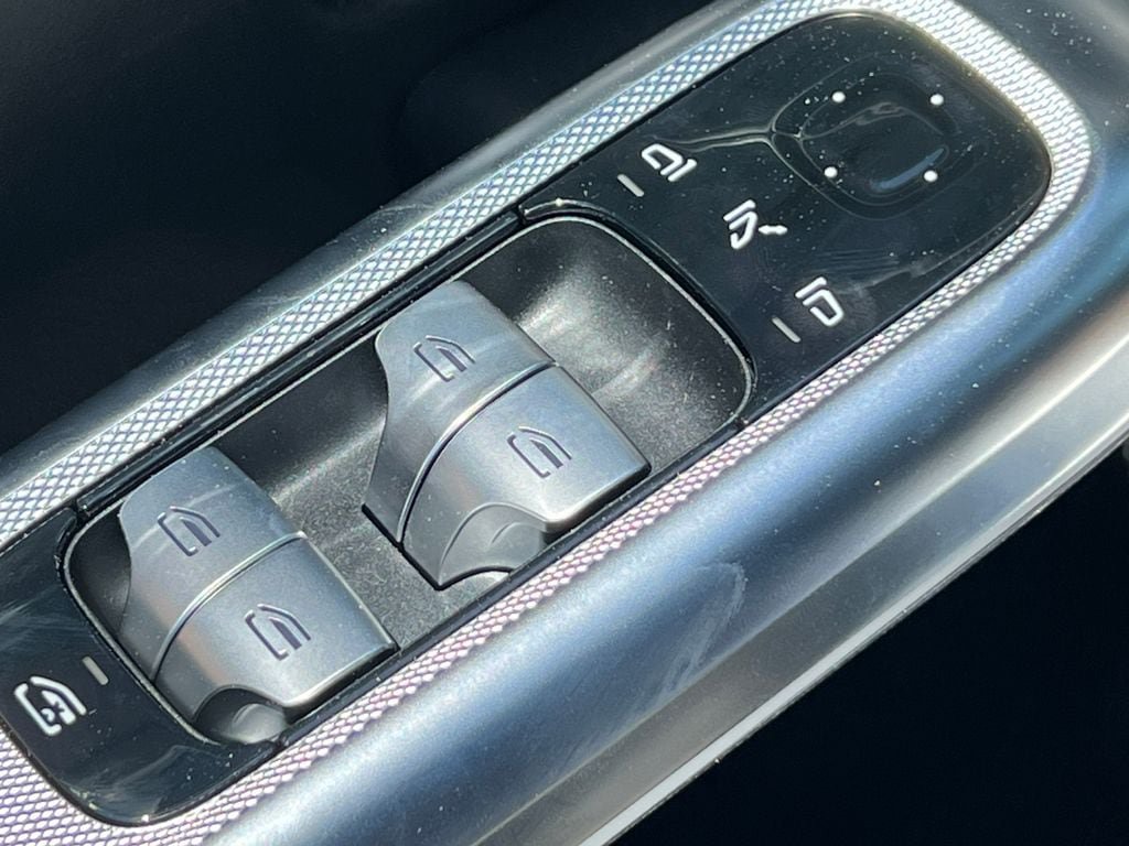 New 2026 Mercedes-Benz E 350 4MATIC Sedan image 16