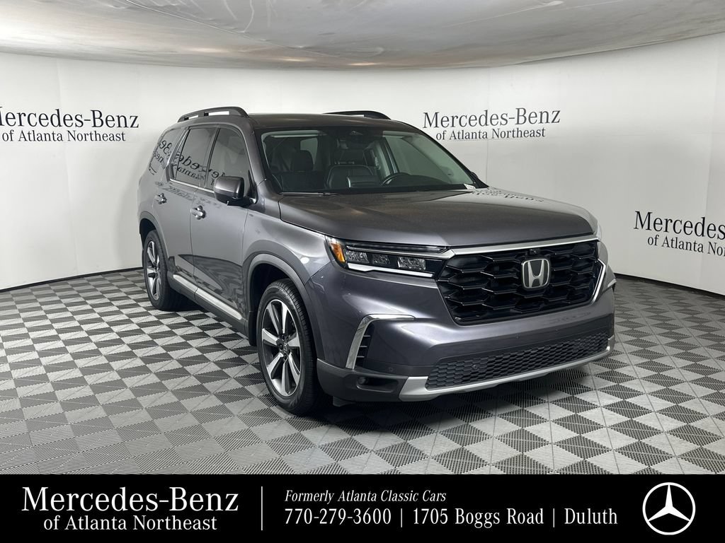 Used 2023 Honda Pilot Elite image 1
