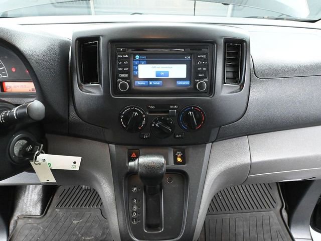 Used 2015 Nissan NV200 SV w/ Technology Package image 27