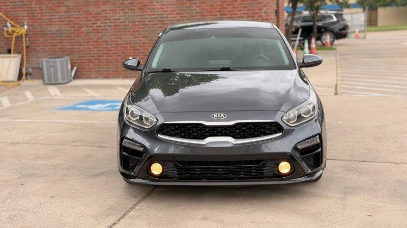 Used 2021 Kia Forte LXS image 2