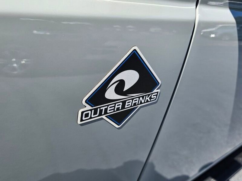 Used 2024 Ford Bronco Outer Banks image 18
