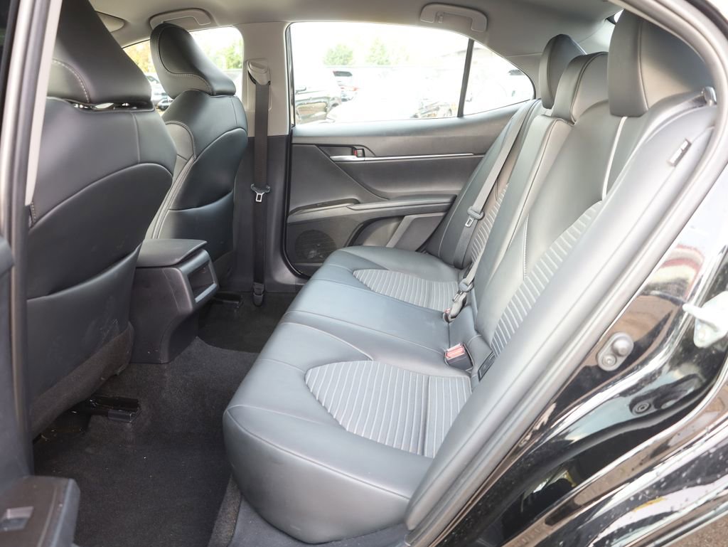 Used 2024 Toyota Camry SE image 24