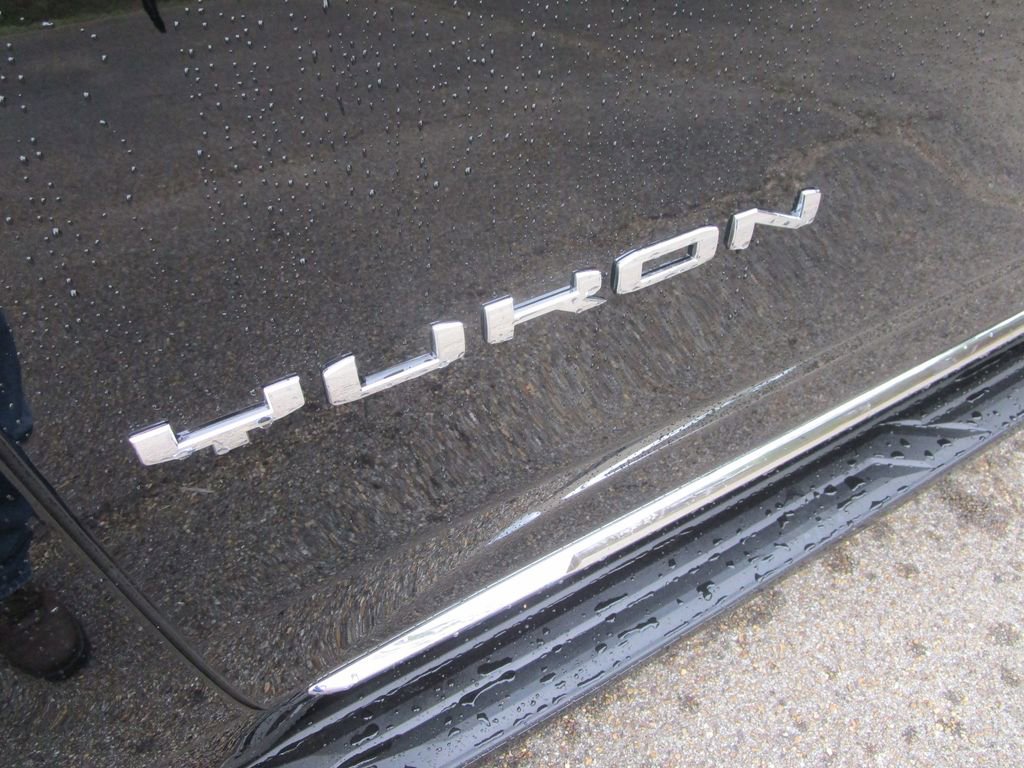 New 2026 GMC Yukon Elevation image 25