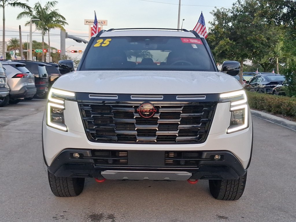 Used 2025 Nissan Armada PRO-4X w/ Pro-4X Premium Package AWD/4WD image 2