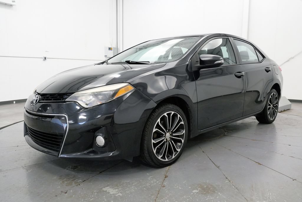 Used 2016 Toyota Corolla L FWD image 3