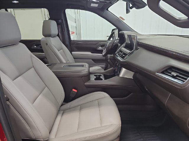 Used 2022 Chevrolet Tahoe LT w/ Luxury Package AWD/4WD image 29