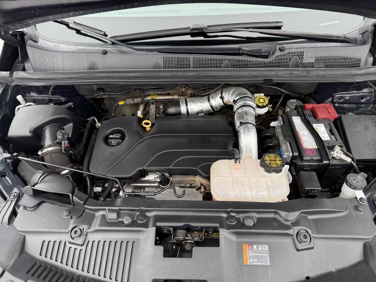 Used 2021 Chevrolet Trax LT w/ LT Convenience Package image 9