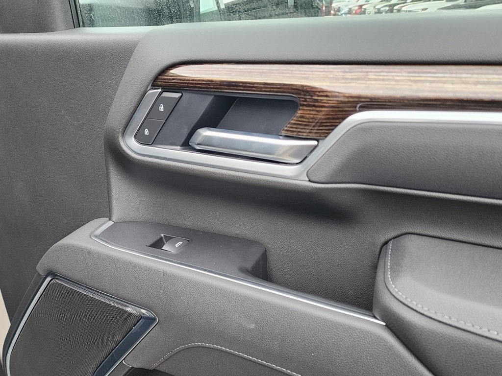 New 2026 GMC Sierra 2500 SLE w/ SLE Value Package; image 39