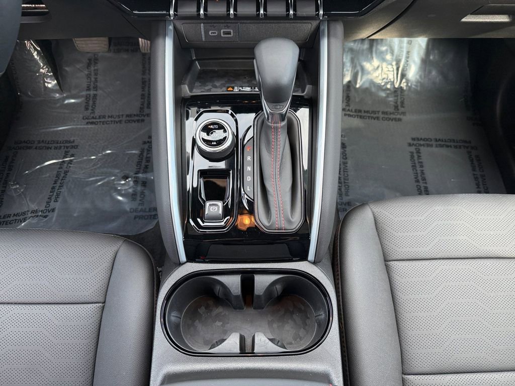 Certified 2025 Chevrolet Colorado Z71 w/ Z71 Convenience Package 2 AWD/4WD image 15