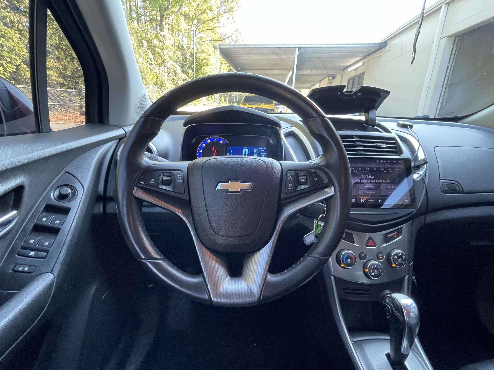 Used 2016 Chevrolet Trax LTZ FWD image 13