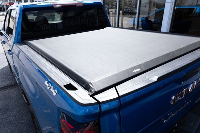 Used 2024 GMC Sierra 1500 Elevation image 8