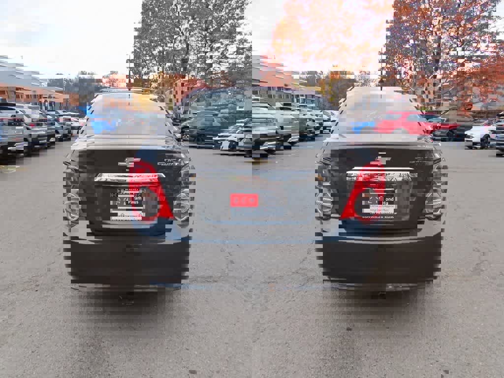 Used 2014 Chevrolet Sonic LT image 5