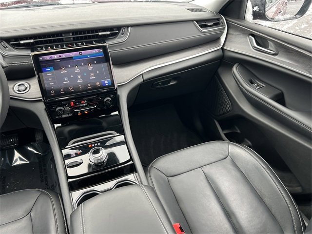 Certified 2023 Jeep Grand Cherokee L Limited image 38