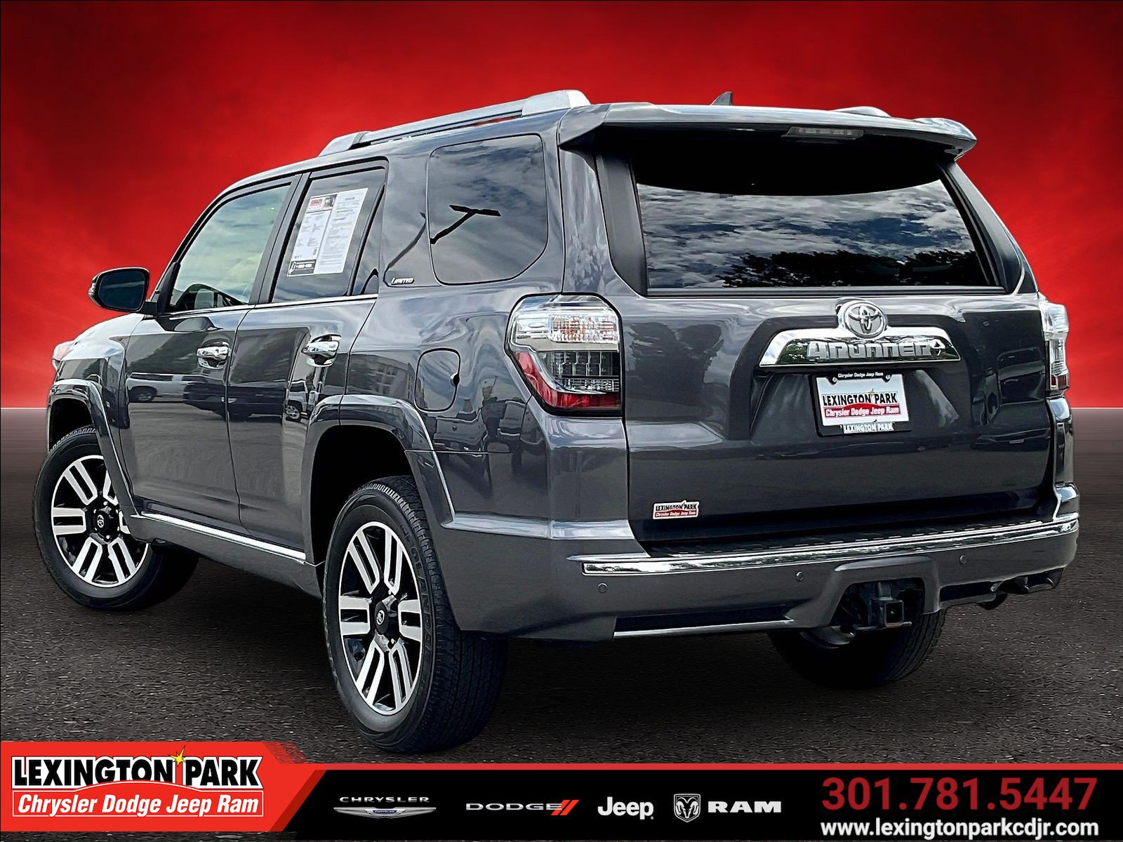Used 2023 Toyota 4Runner Limited AWD/4WD image 4