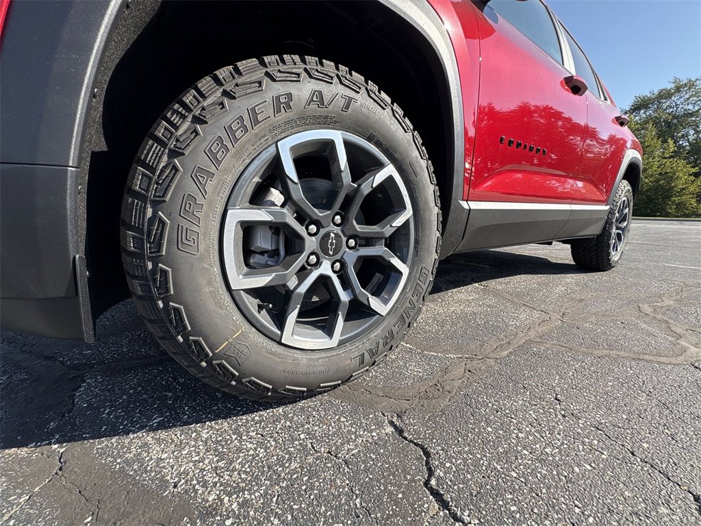 New 2026 Chevrolet Equinox ACTIV w/ Convenience Package III image 19