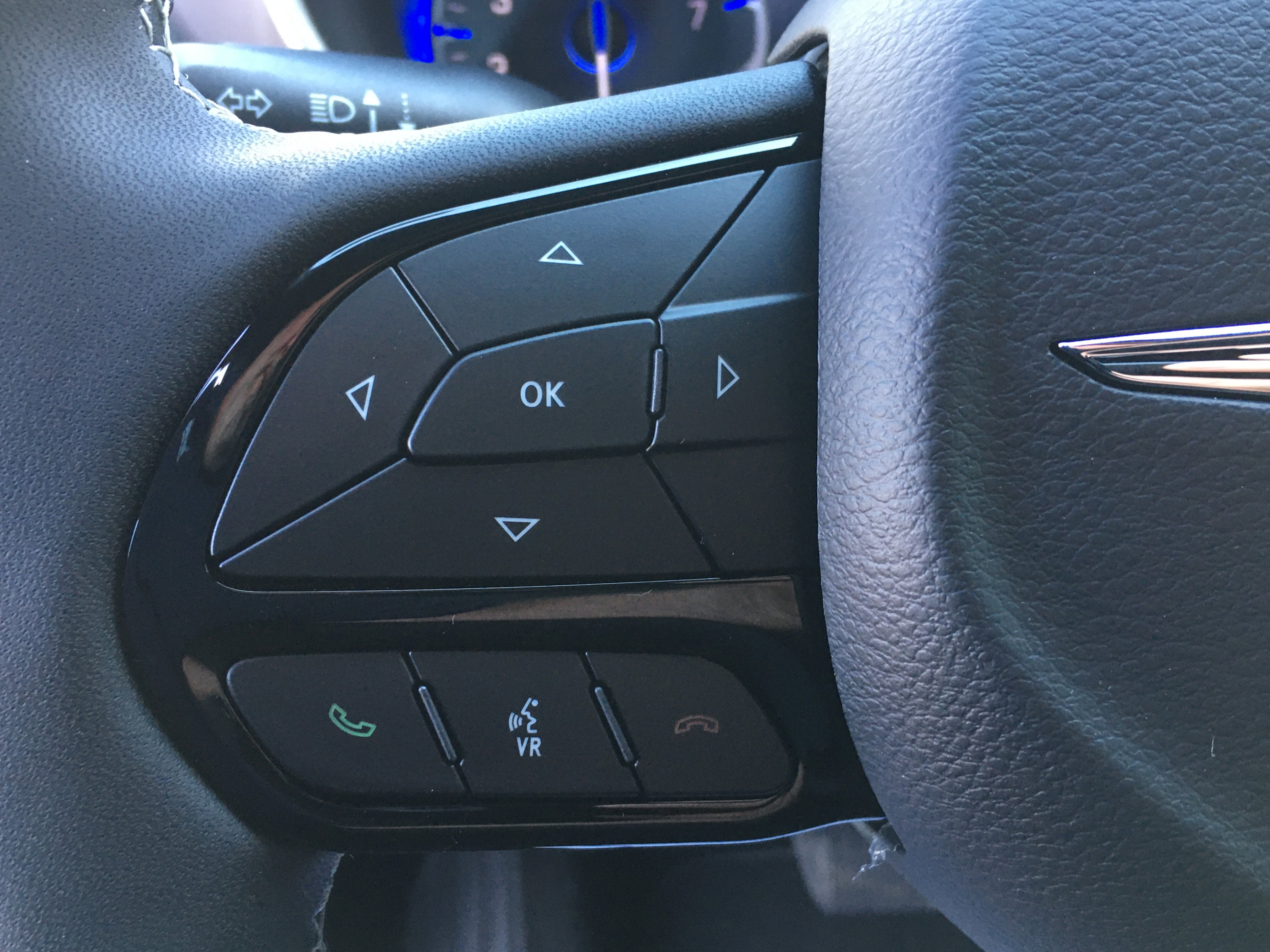 New 2026 Chrysler Pacifica Select w/ S Appearance Package image 10