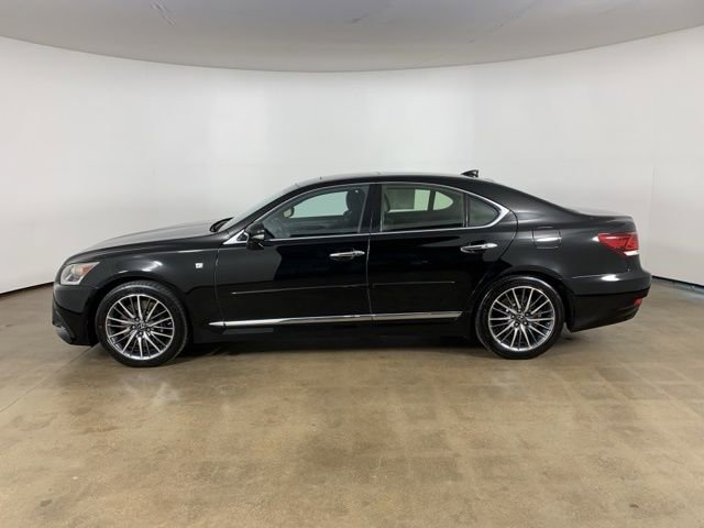 Used 2015 Lexus LS 460 AWD w/ F Sport Package image 16