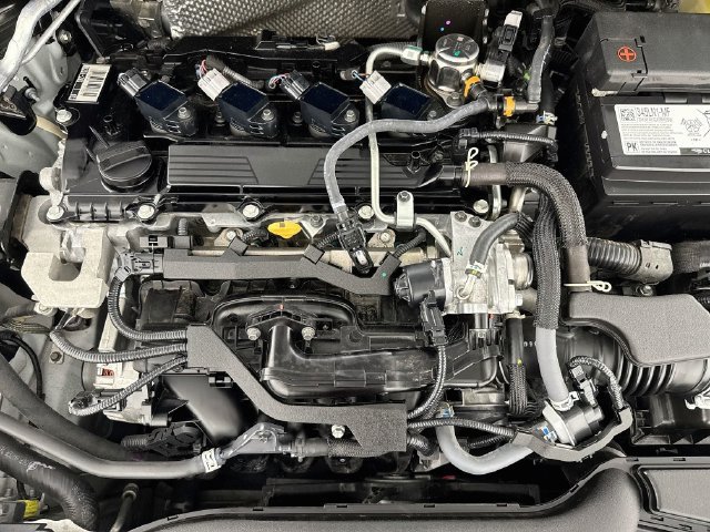 Used 2025 Toyota Corolla LE FWD image 35