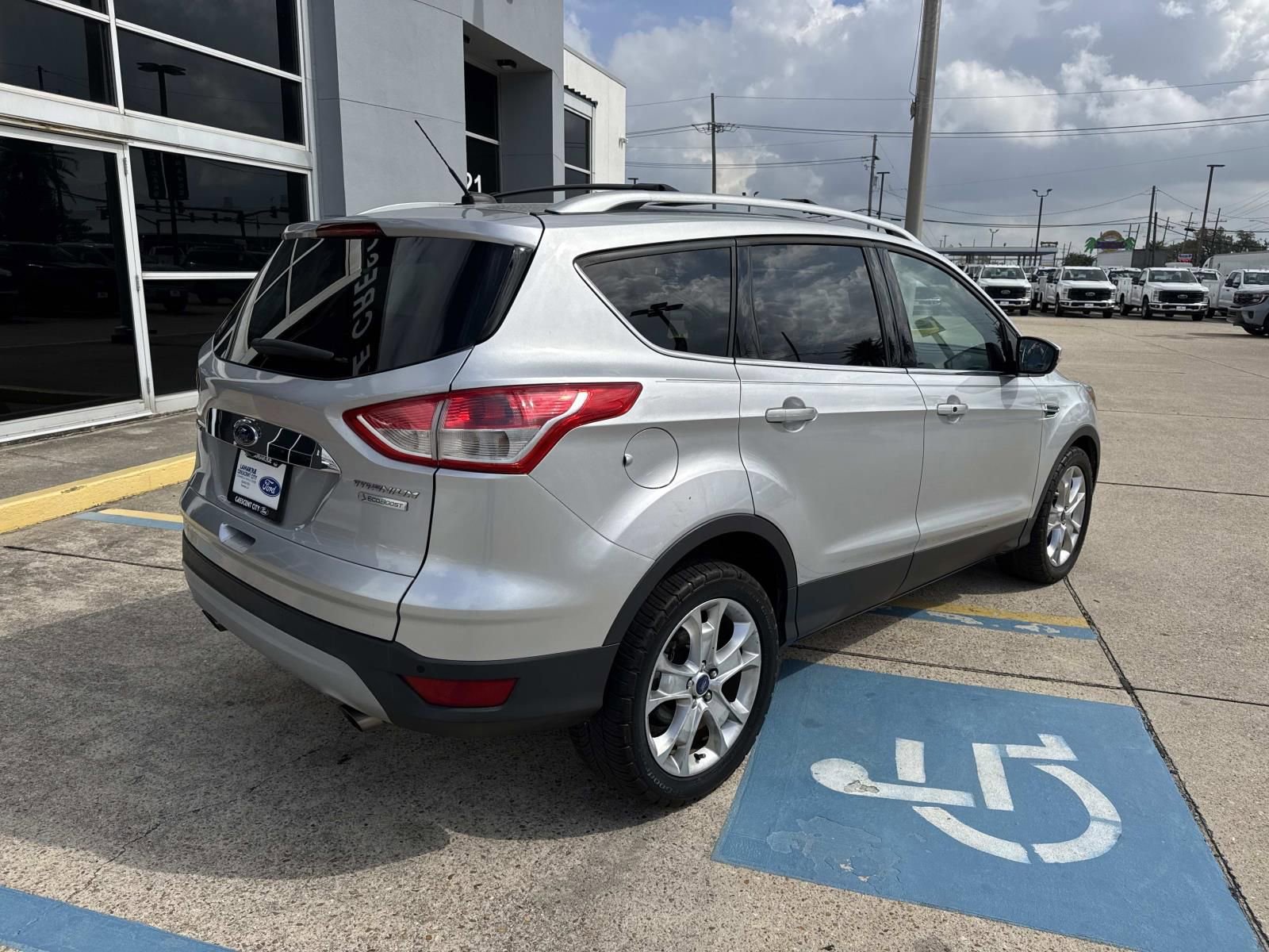 Used 2014 Ford Escape Titanium w/ Equipment Group 401A image 9