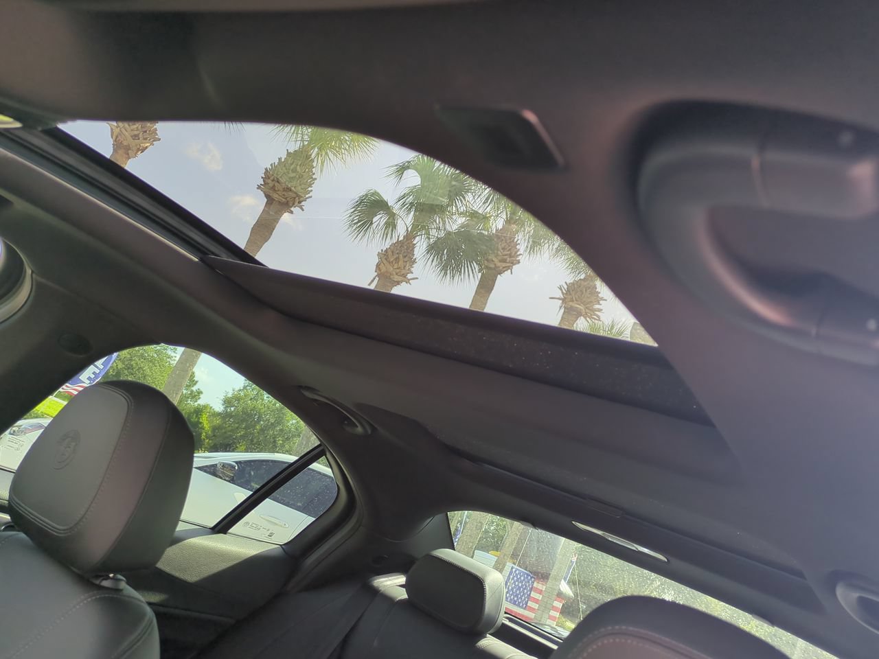 New 2025 Alfa Romeo Giulia w/ Driving Assist Package RWD image 18
