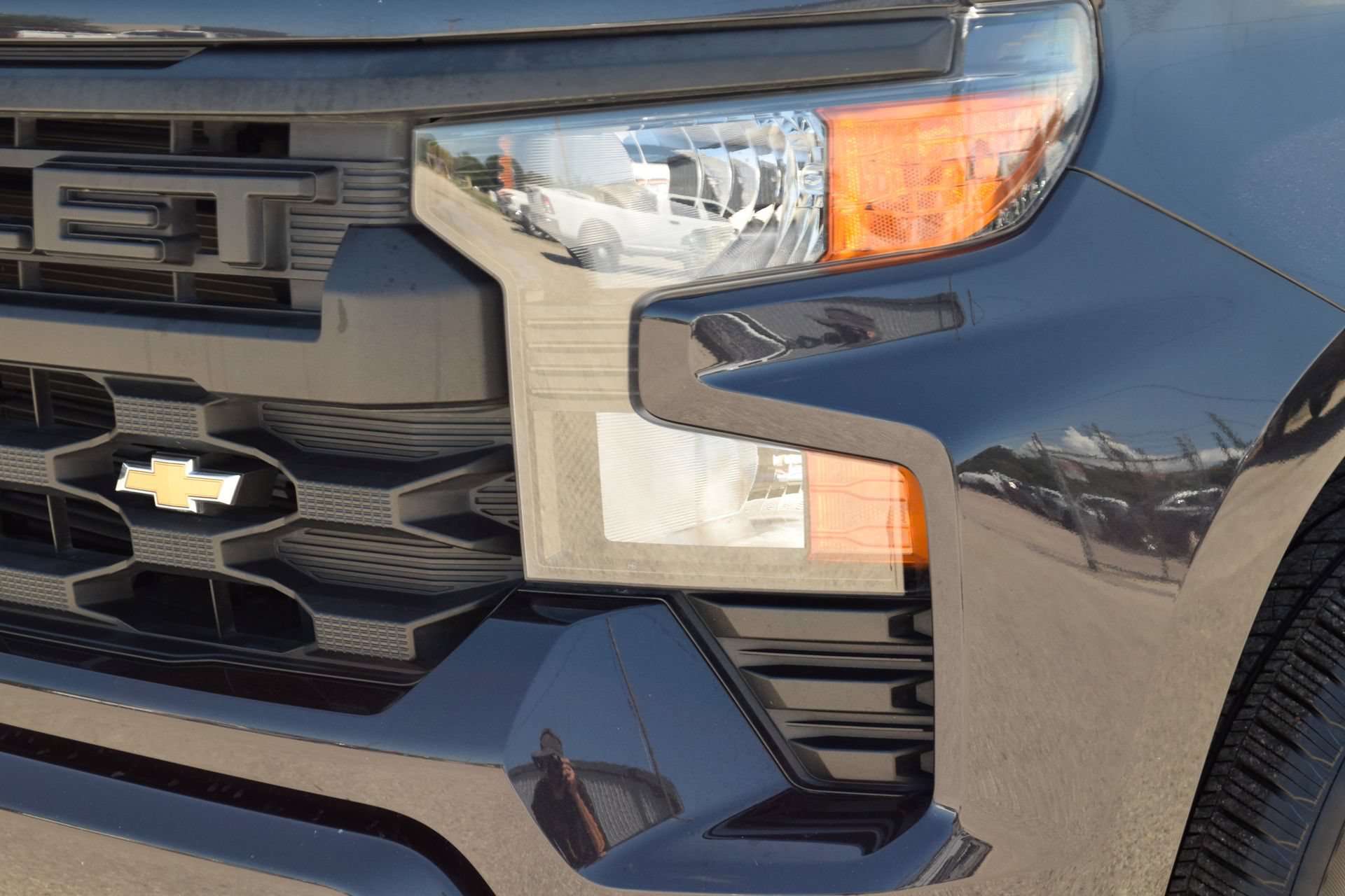 Used 2023 Chevrolet Silverado 1500 Custom RWD image 22