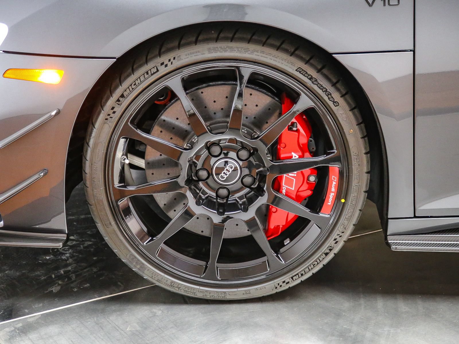 Used 2023 Audi R8 V10 GT RWD image 23