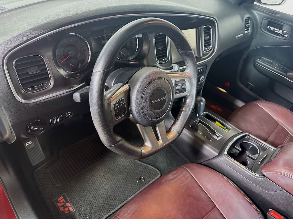 Used 2014 Dodge Charger R/T image 9