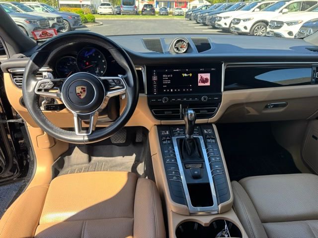 Used 2019 Porsche Macan AWD/4WD image 13