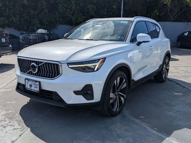 Certified 2023 Volvo XC40 B5 Ultimate w/ Climate Package AWD/4WD image 6