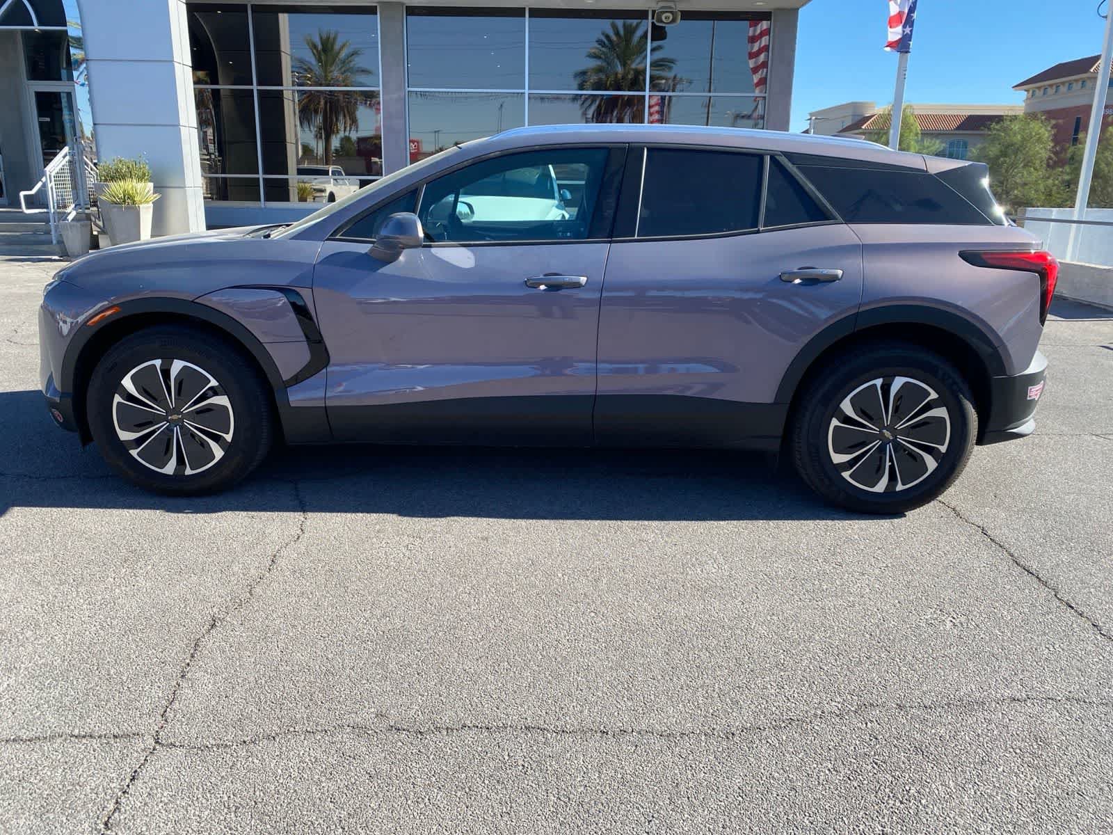 Used 2024 Chevrolet Blazer EV LT AWD/4WD image 9