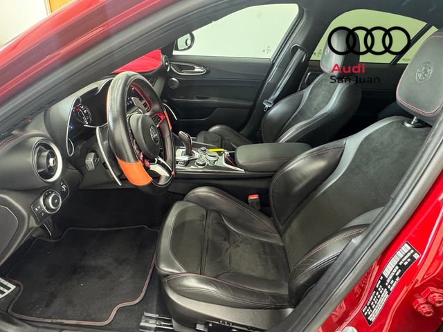 Used 2020 Alfa Romeo Giulia Quadrifoglio RWD image 22
