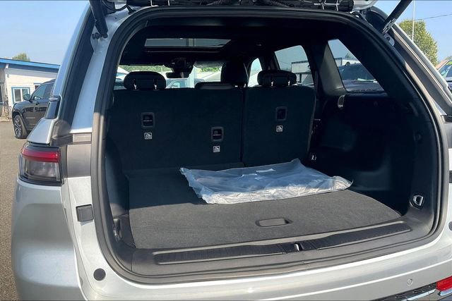 New 2025 Jeep Grand Cherokee Limited image 19