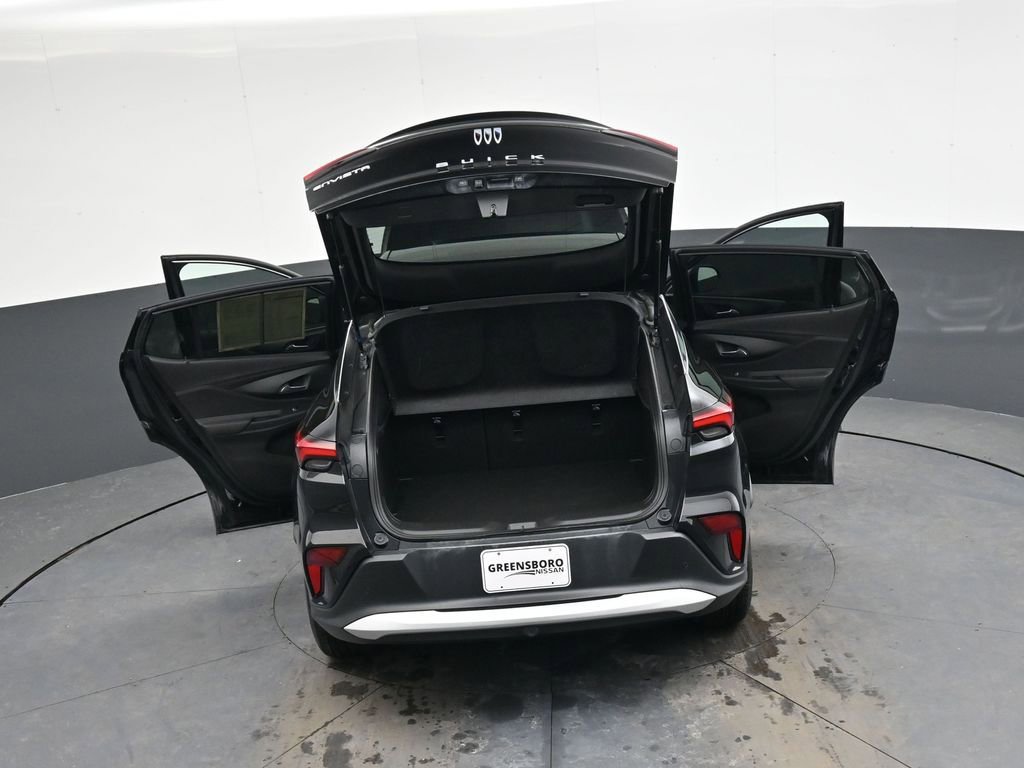 Used 2025 Buick Envista Preferred w/ Advanced Safety Package image 43