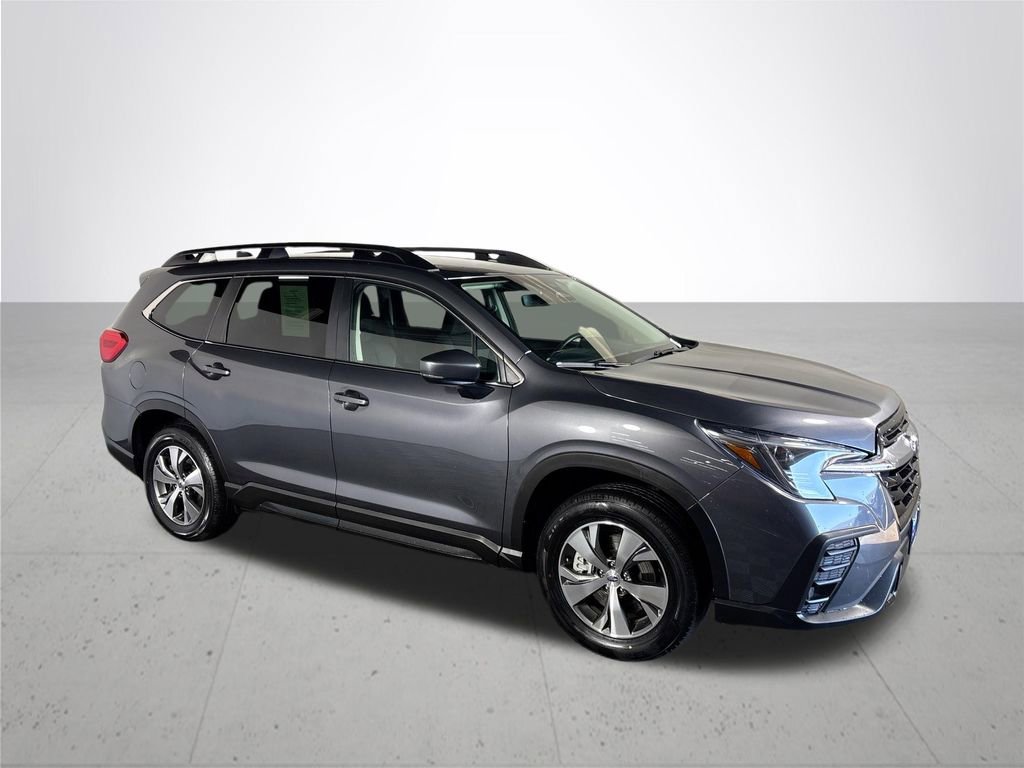 Certified 2025 Subaru Ascent Premium image 5