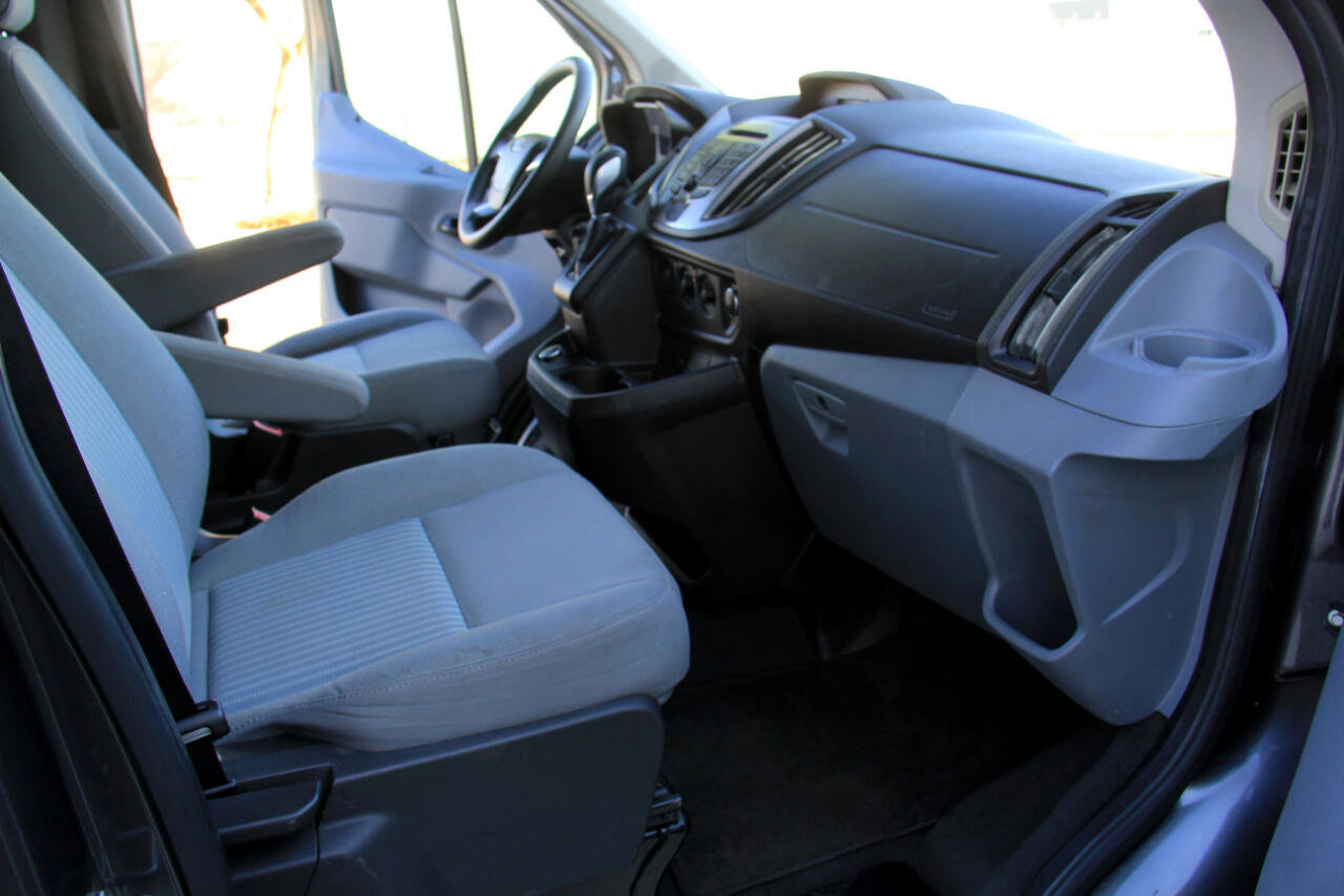 Used 2018 Ford Transit 350 XLT image 17