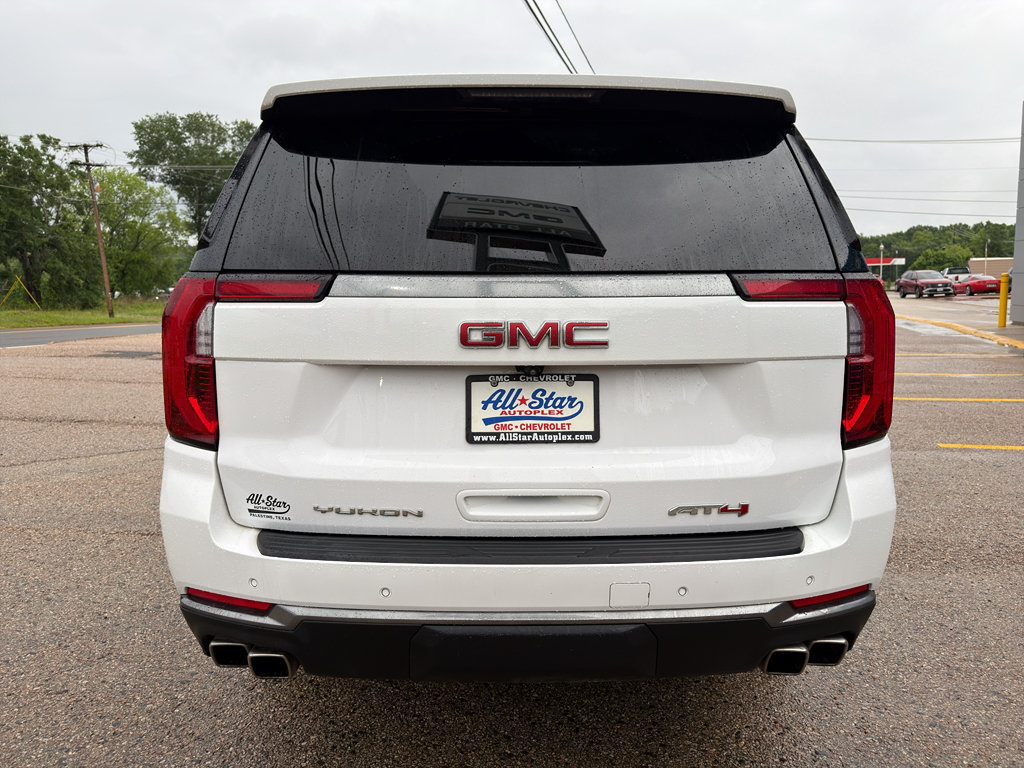 Used 2025 GMC Yukon XL AT4 AWD/4WD image 7