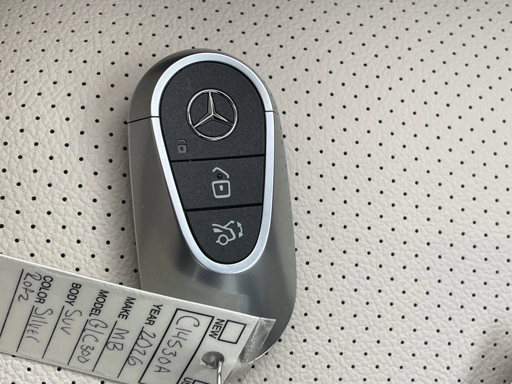 Used 2026 Mercedes-Benz GLC 300 4MATIC image 34