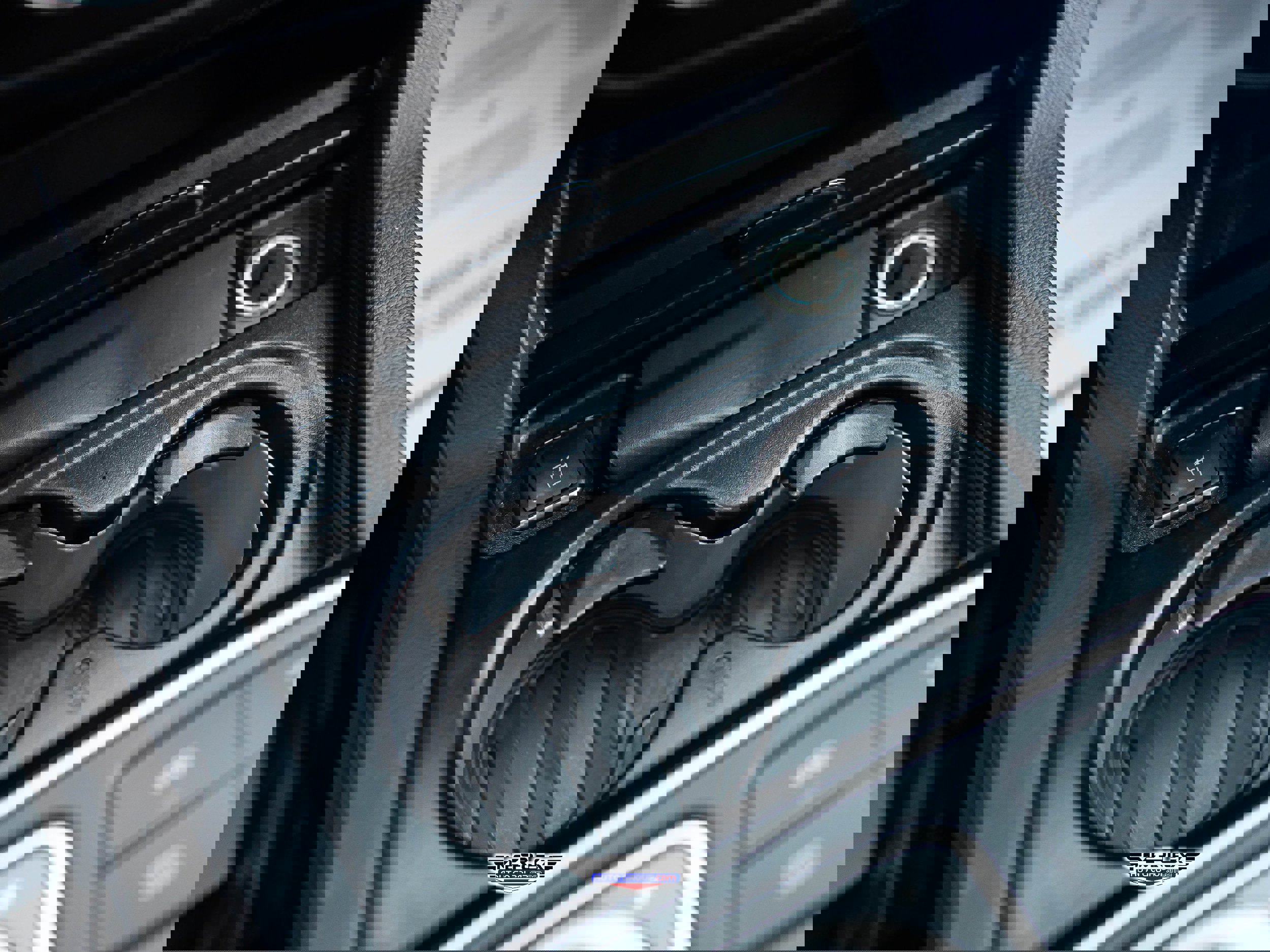 Used 2017 Mercedes-Benz GLS 550 550 4MATIC w/ Driver Assistance Package image 37