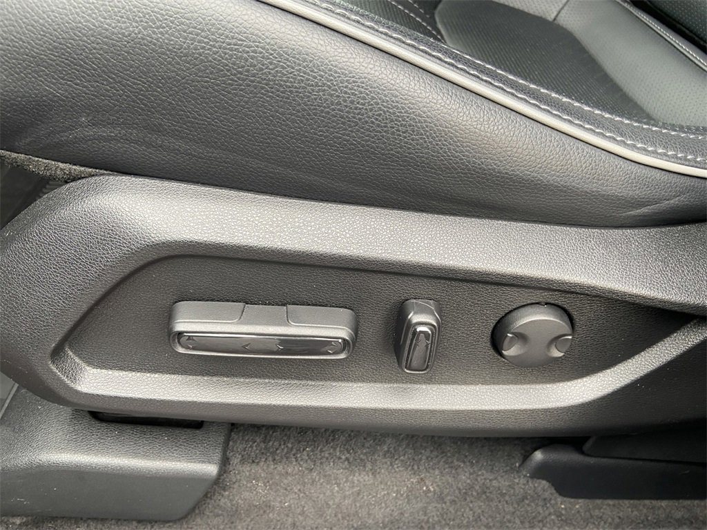 Used 2023 Honda Pilot Elite image 14