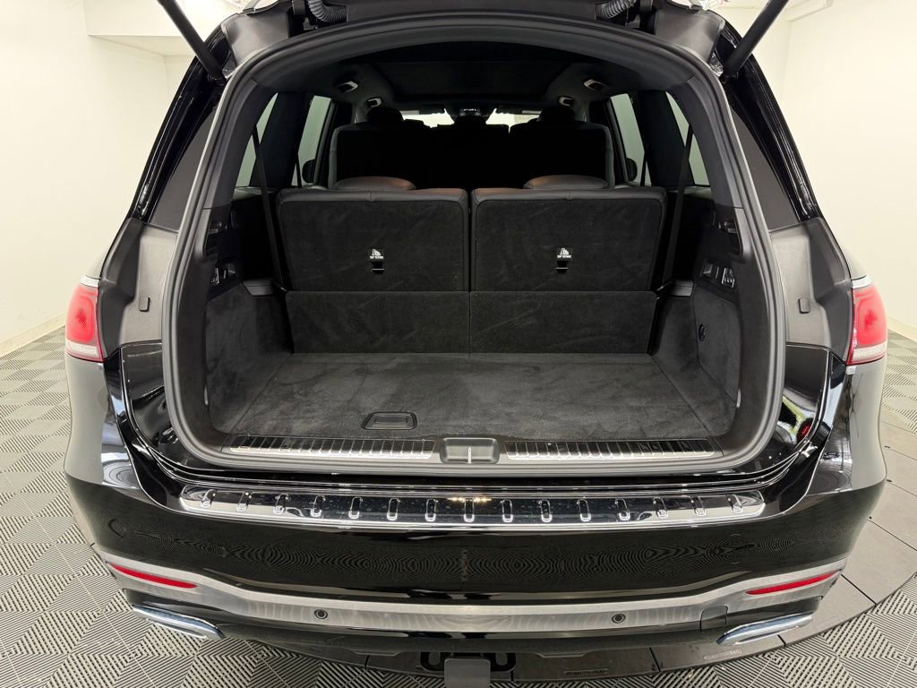 Used 2023 Mercedes-Benz GLS 450 4MATIC image 13