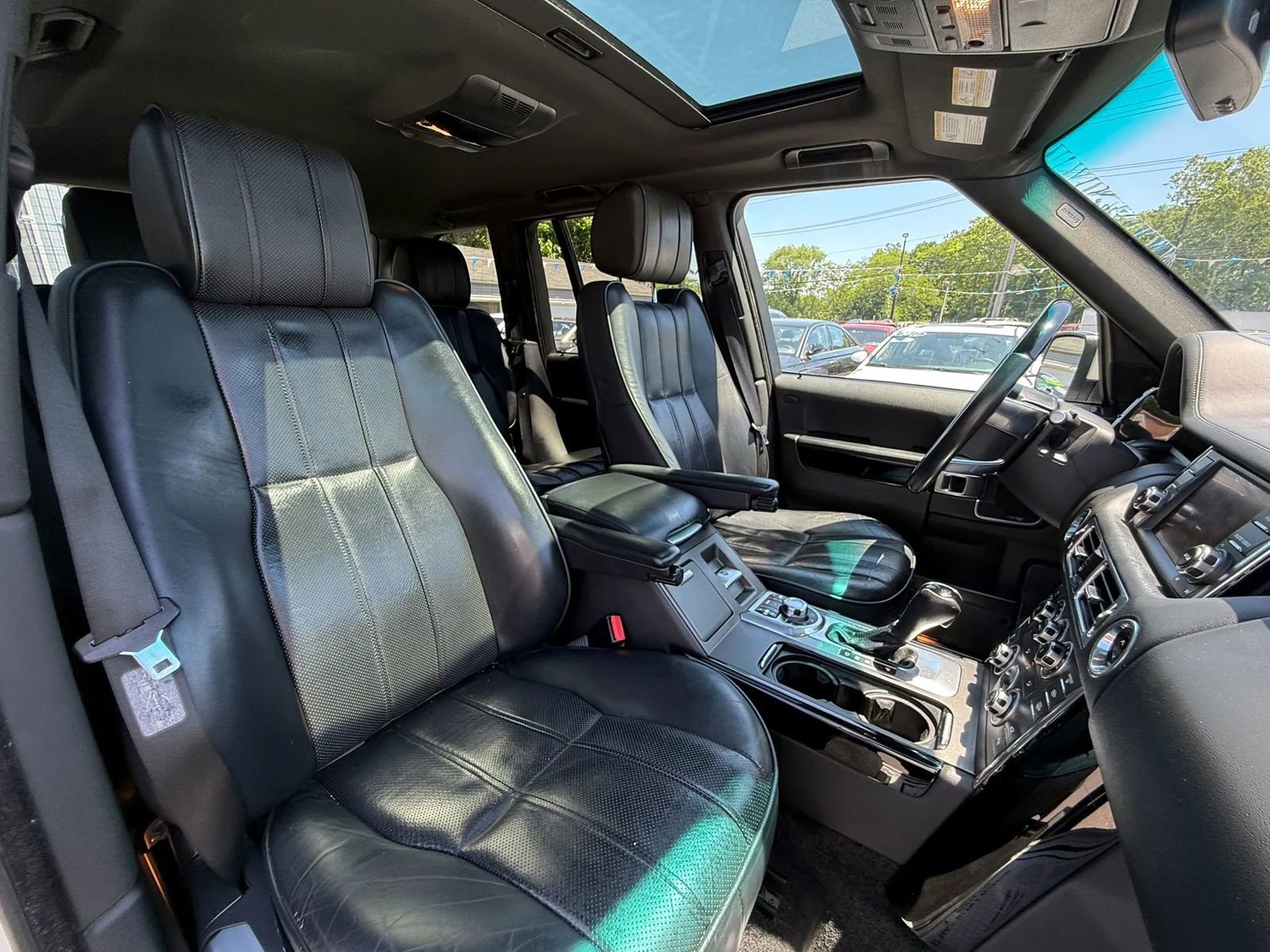 Used 2010 Land Rover Range Rover Supercharged AWD/4WD image 59