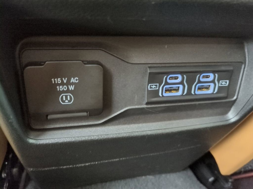 Used 2024 Jeep Grand Cherokee Summit image 17